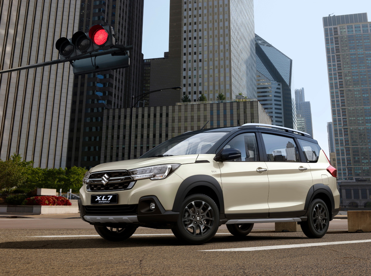 An toan XL7-HYBRID 2024